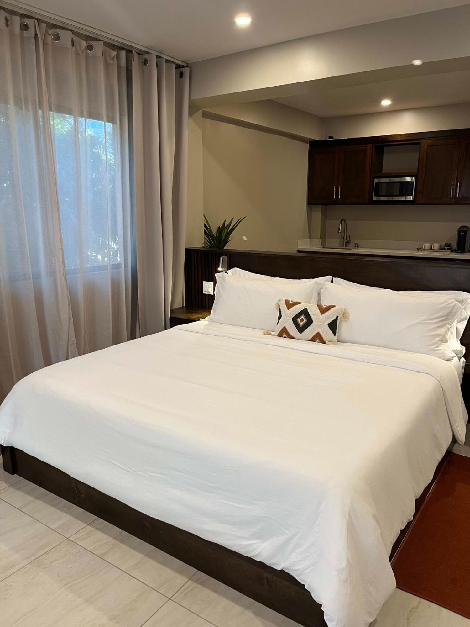 The Palms Villa Belize City Eksteriør billede