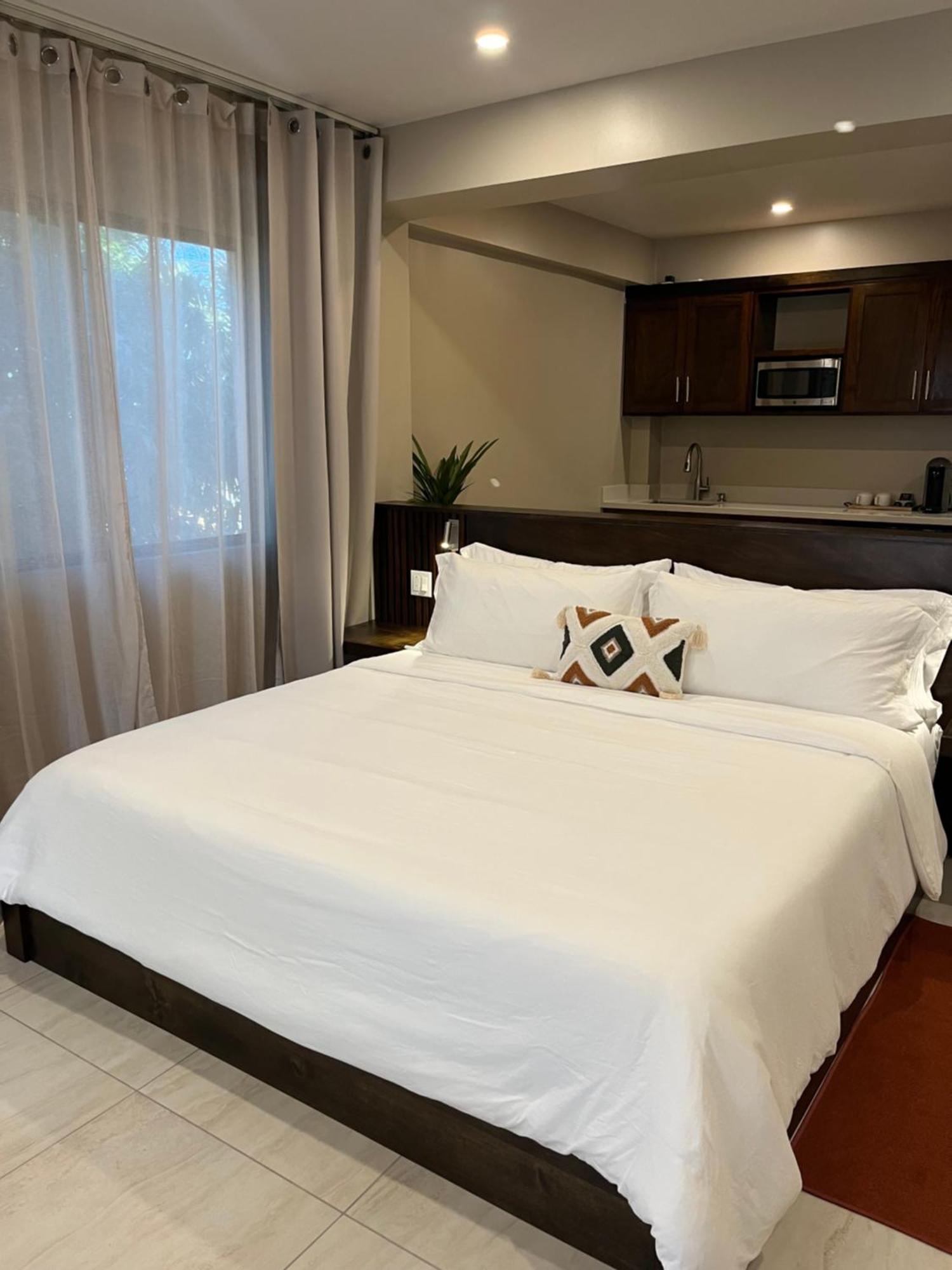 The Palms Villa Belize City Eksteriør billede